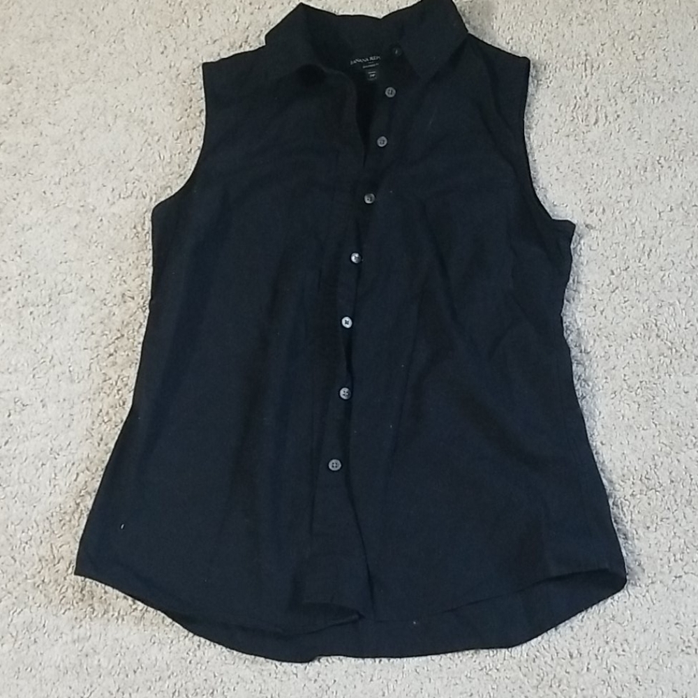Black sleeveless button down shirt